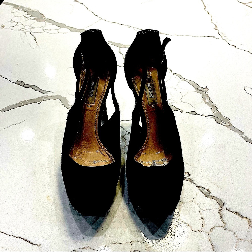 Women’s Guess heels size 6.5 black